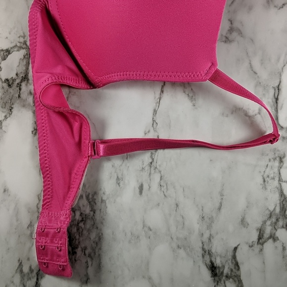 Pink Bra - Picture 4 of 4